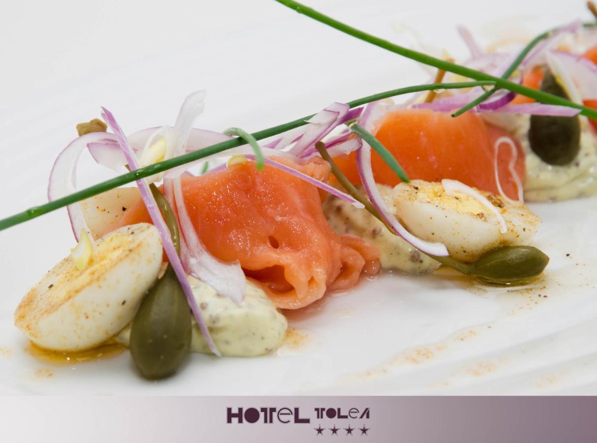 Hotel Tolea Targoviste Luaran gambar