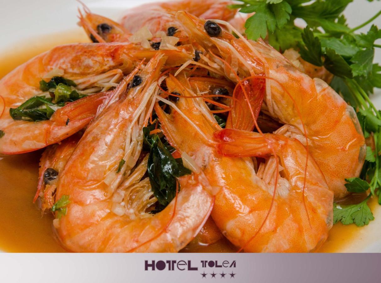 Hotel Tolea Targoviste Luaran gambar