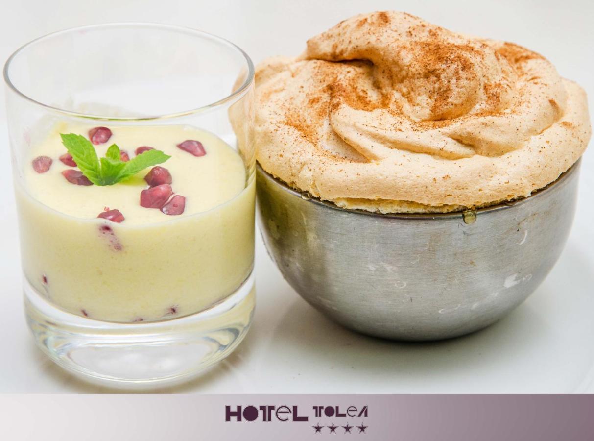 Hotel Tolea Targoviste Luaran gambar